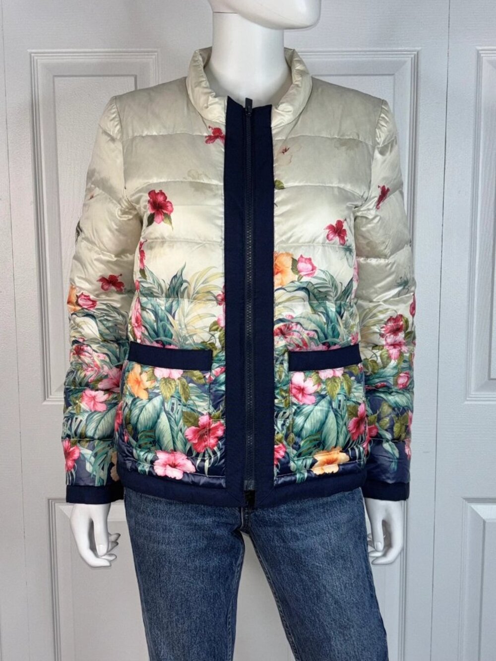 TOMMY BAHAMA women's floral autumn/winter puffer coat small